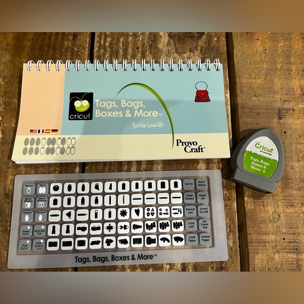 CRICUT - Tags, Bags, Boxes & More- Provo Craft 2006